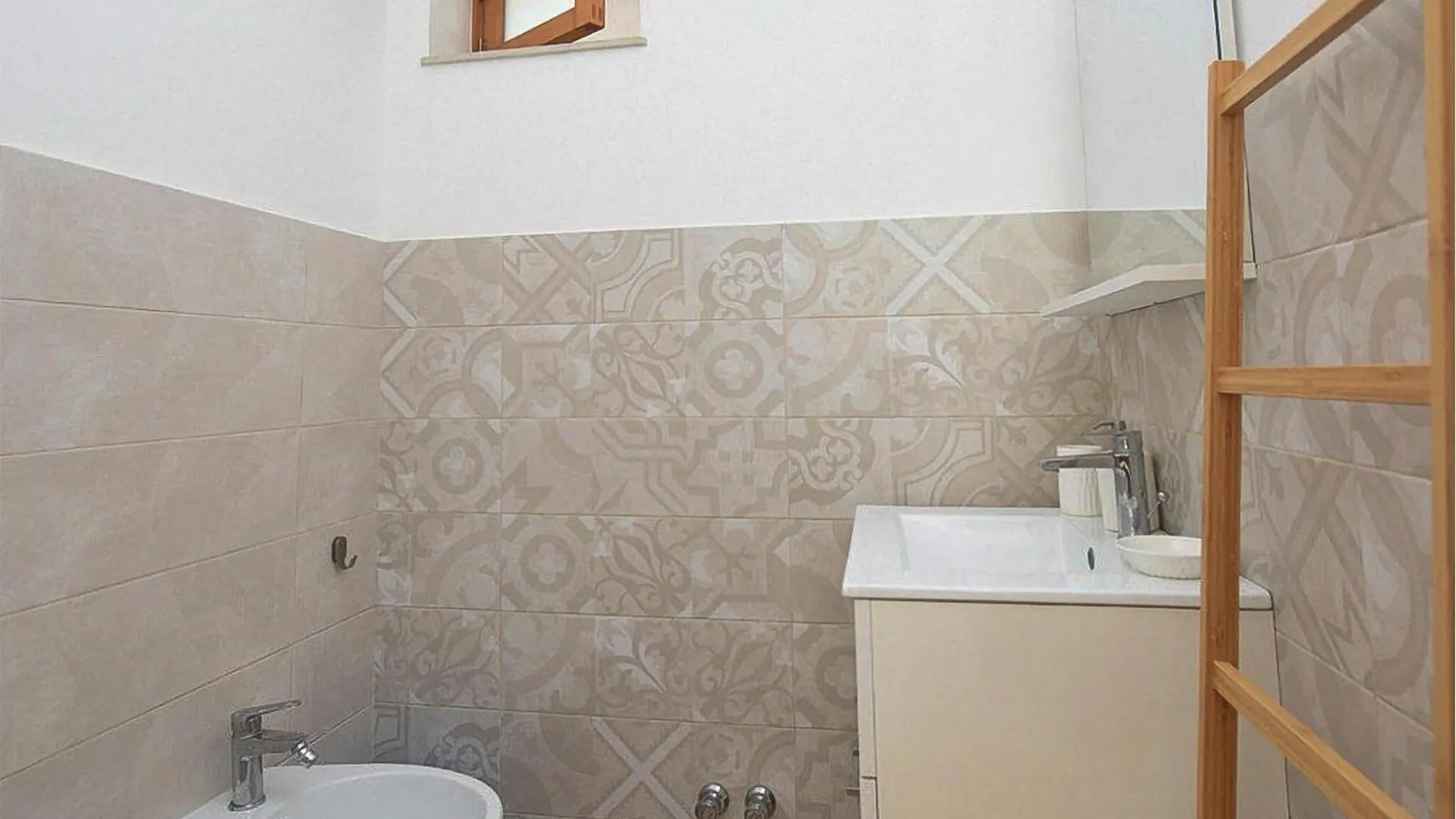 Gorgeous Home In Noto With Kitchenette Holiday home