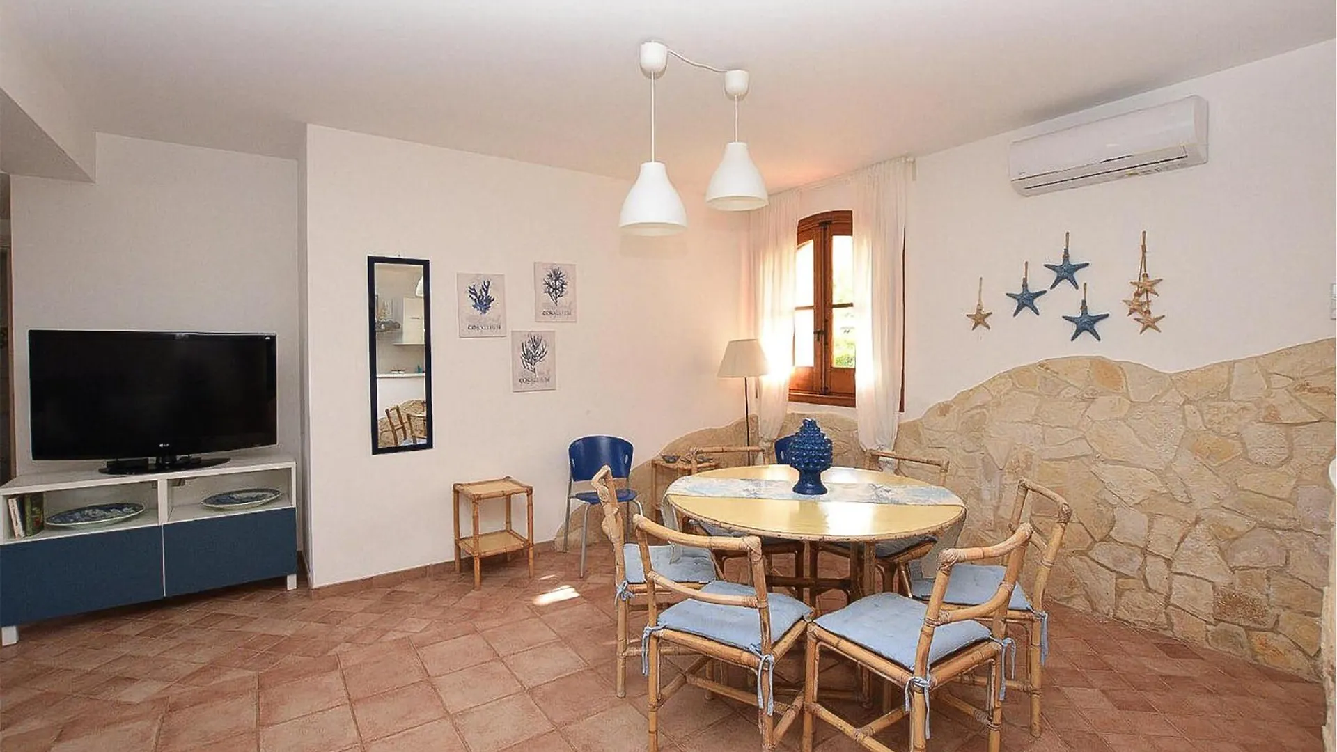 Gorgeous Home In Noto With Kitchenette
